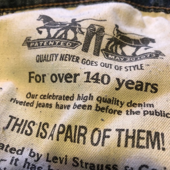 Men’s Levi’s Straight Leg Medium Wash Denim Jeans - Picture 7 of 8